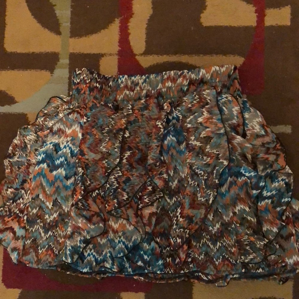 Multicolored ruffled skirt